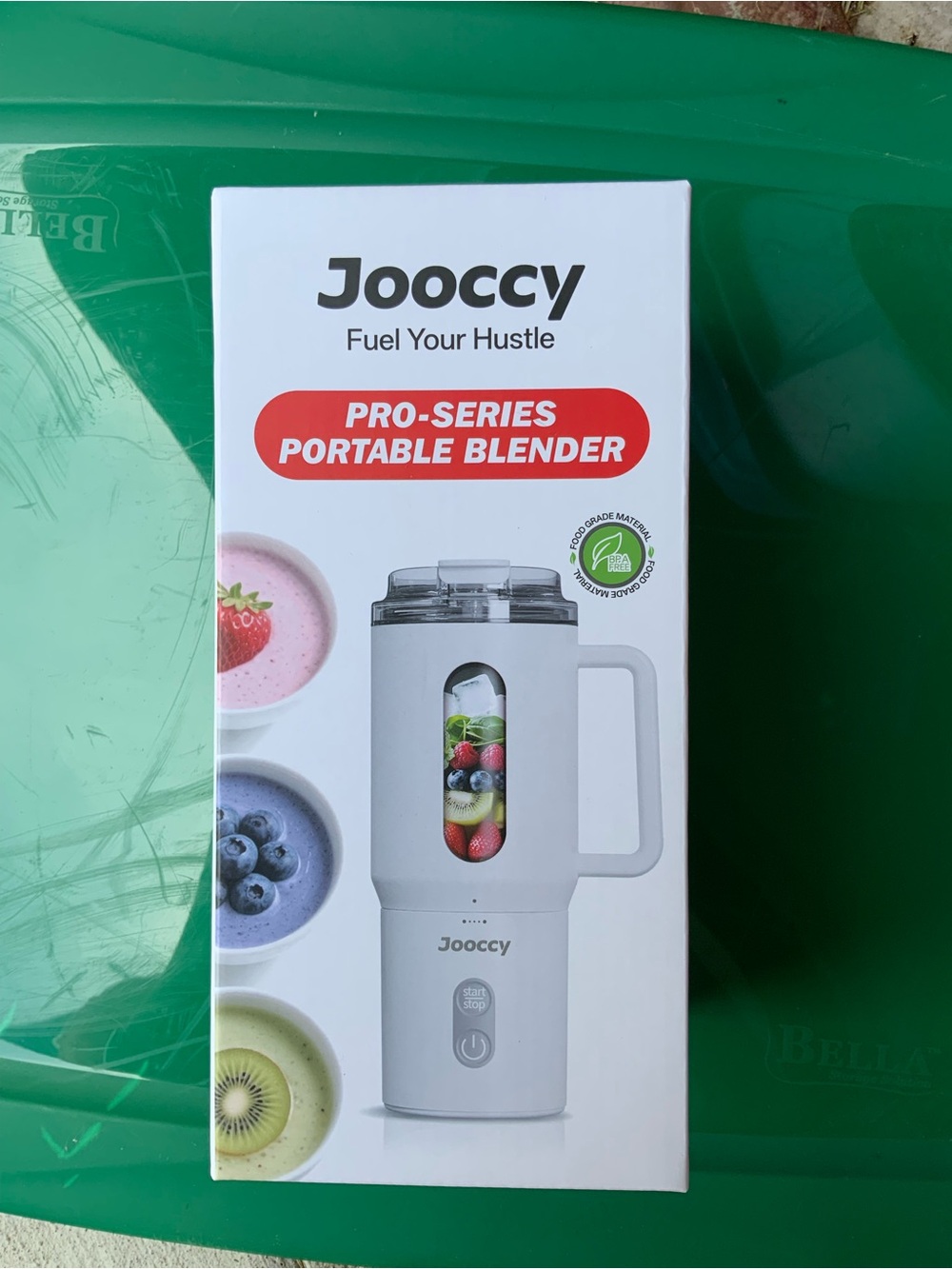 White Pro-Series Portable Blender - white